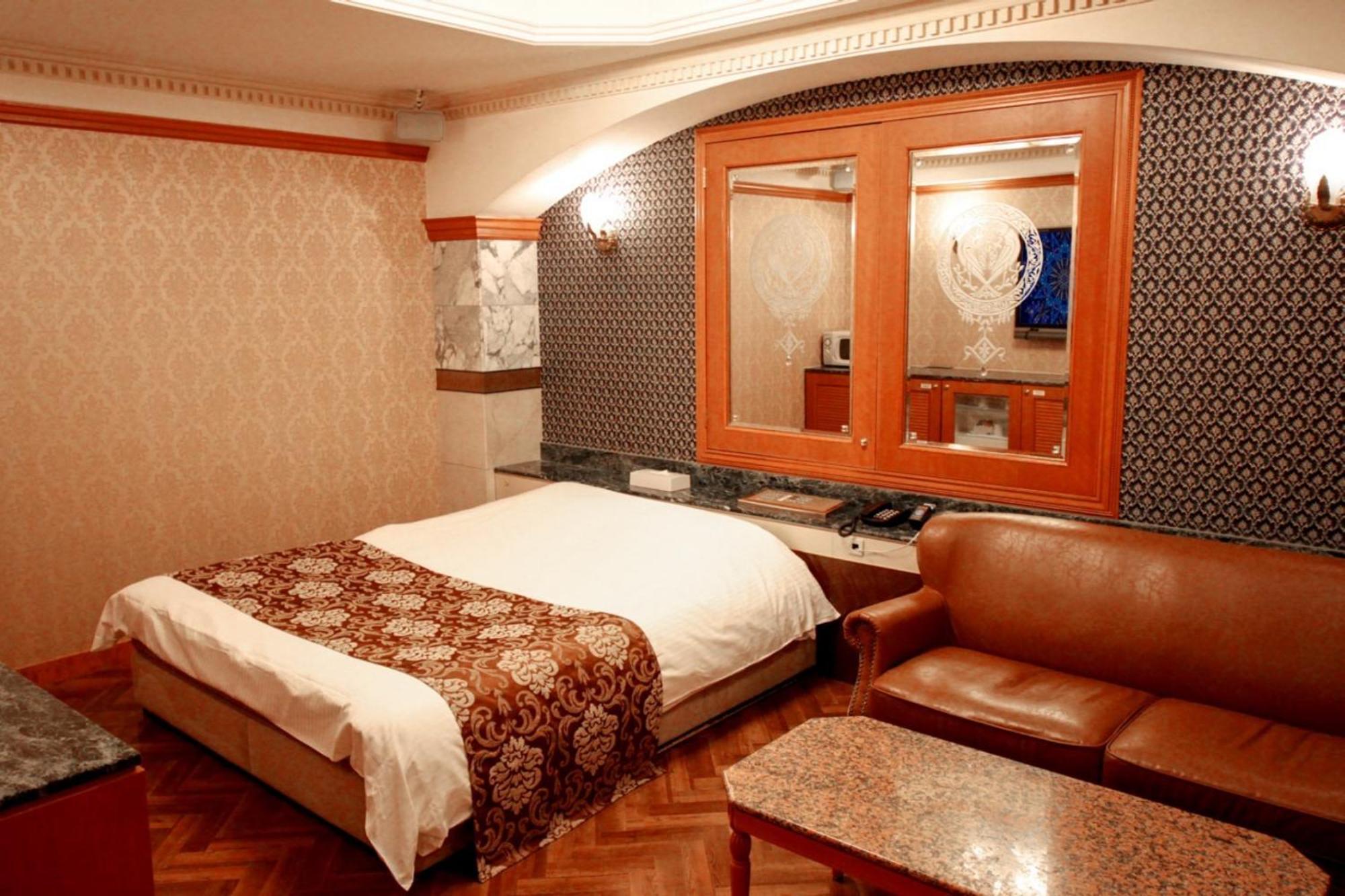 Hotel Shasha Toyonaka (Adults Only) المظهر الخارجي الصورة
